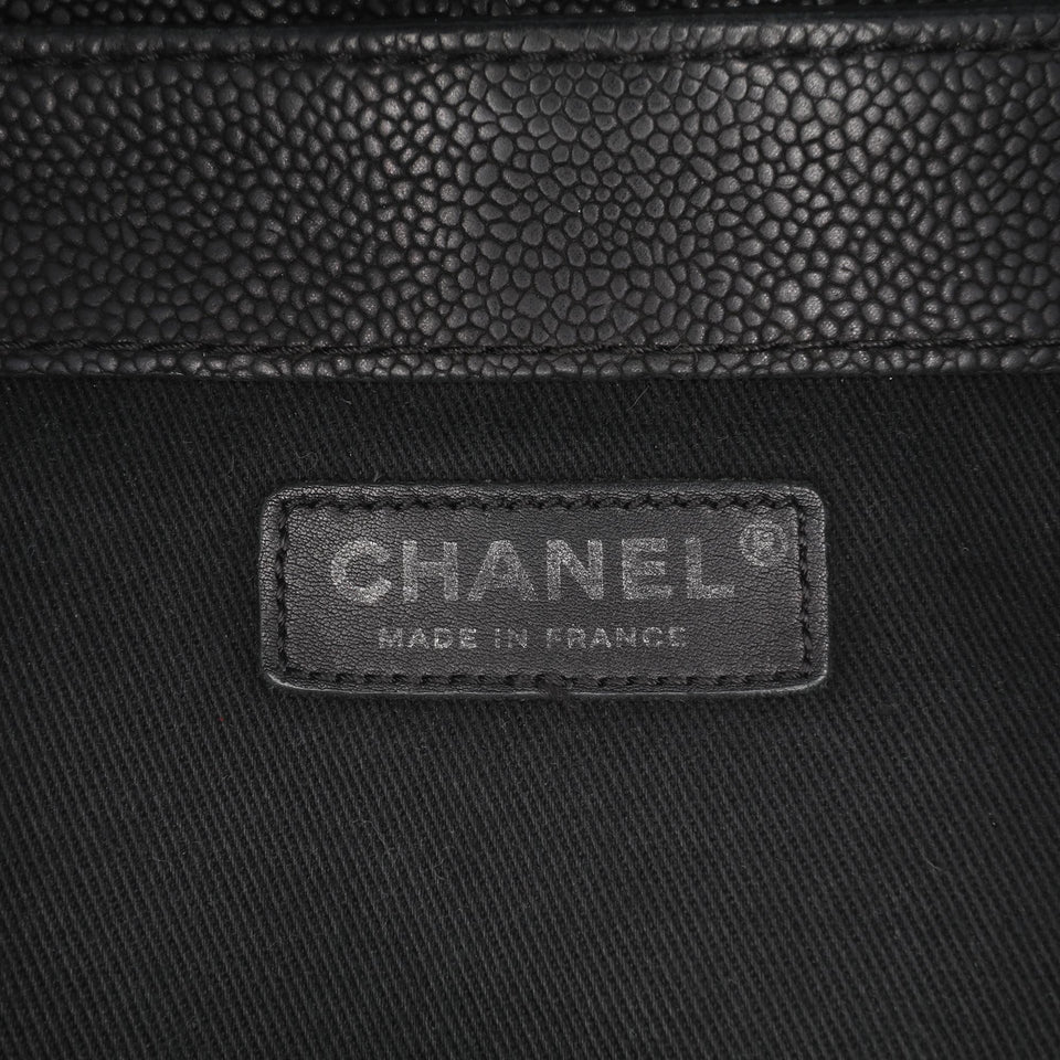 Chanel Quilted Iridescent Caviar Lady Pearly Flap
