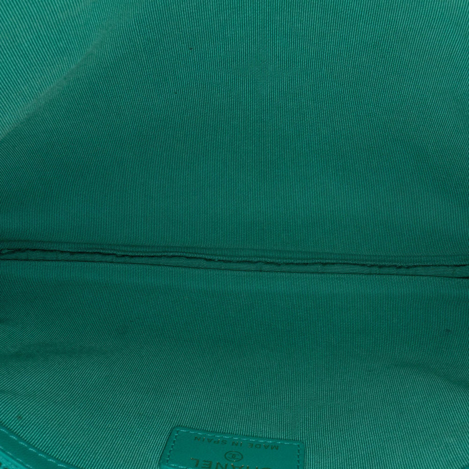 Chanel Quilted Lambskin O-Case Clutch (SHG-2sVTGN)