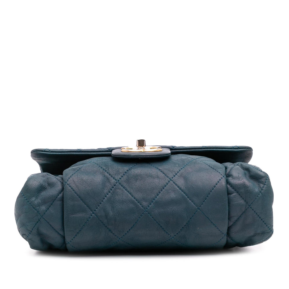 Chanel Small Iridescent Calfskin Chic Quilt Flap