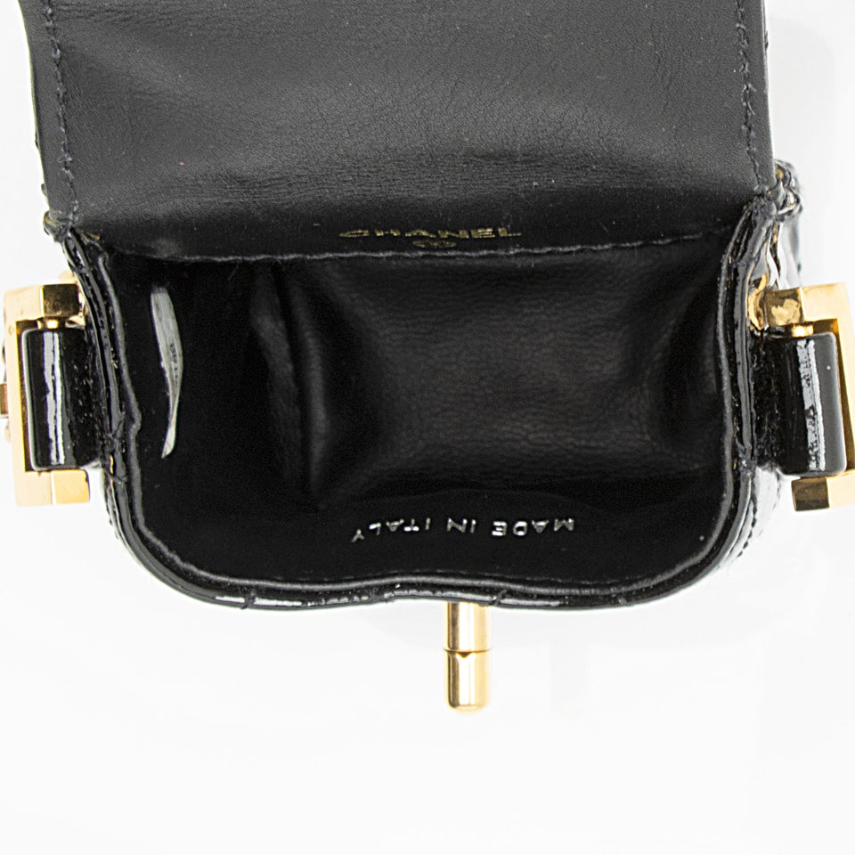 Chanel Vintage Patent Leather CC Phone Holder Crossbody Bag (SHF-23769)