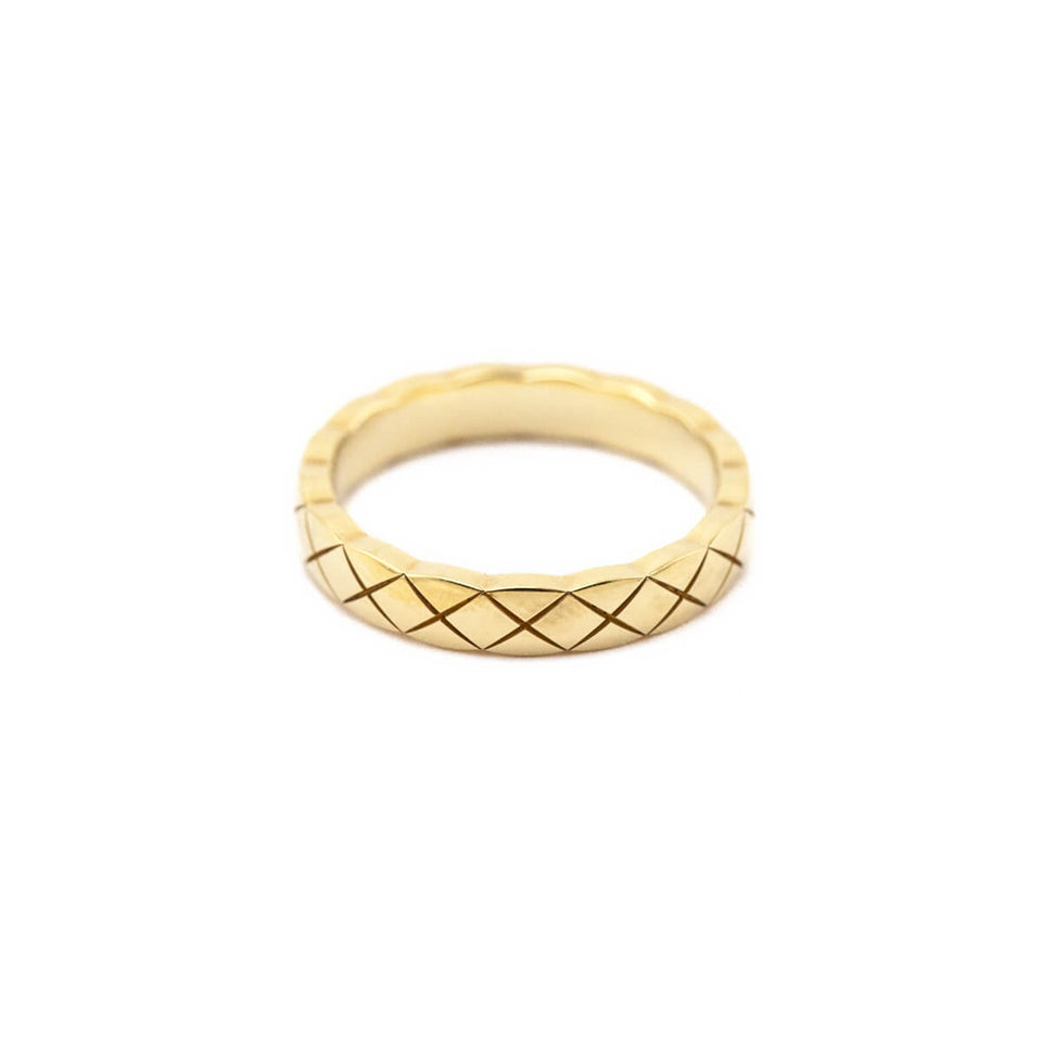 Chanel 18K Yellow Gold Mini Coco Crush Ring Size 4