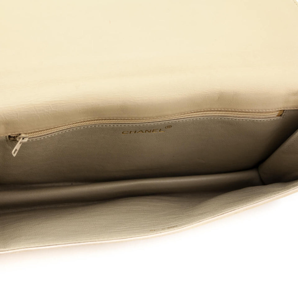 Chanel Beige Lambskin Vintage CC Clutch
