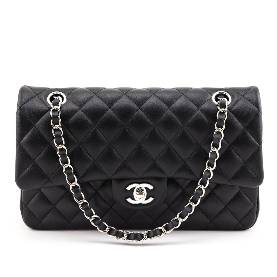 Chanel Black Lambskin Quilted Medium Double Flap