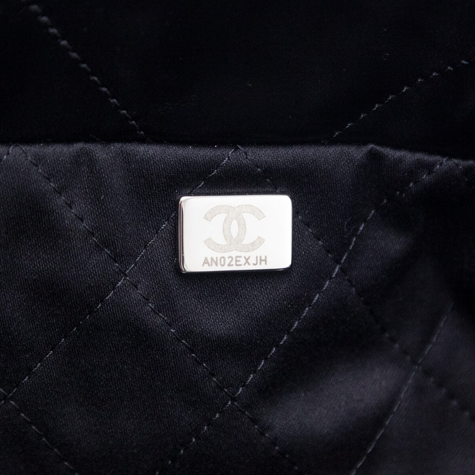 Chanel Black Shiny Calfskin Quilted Small Chanel 22 Bag
