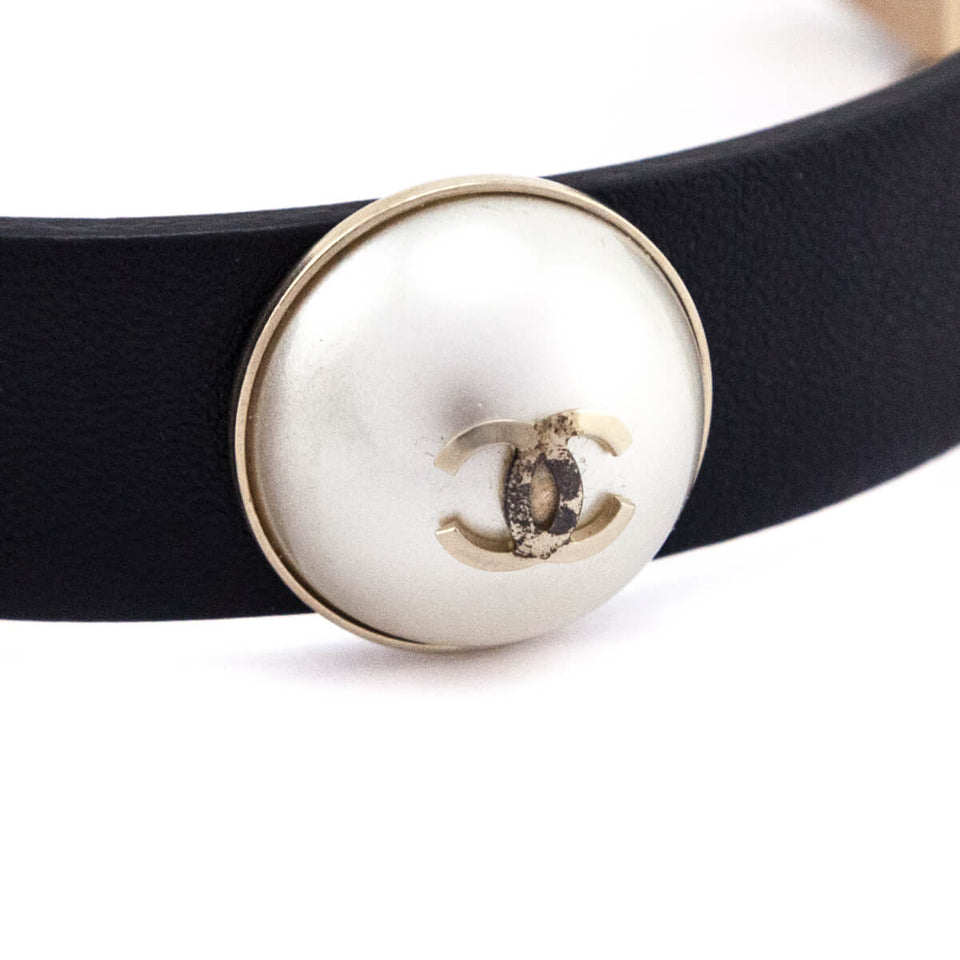 Chanel Faux Pearl & Black Leather Wrap Bracelet