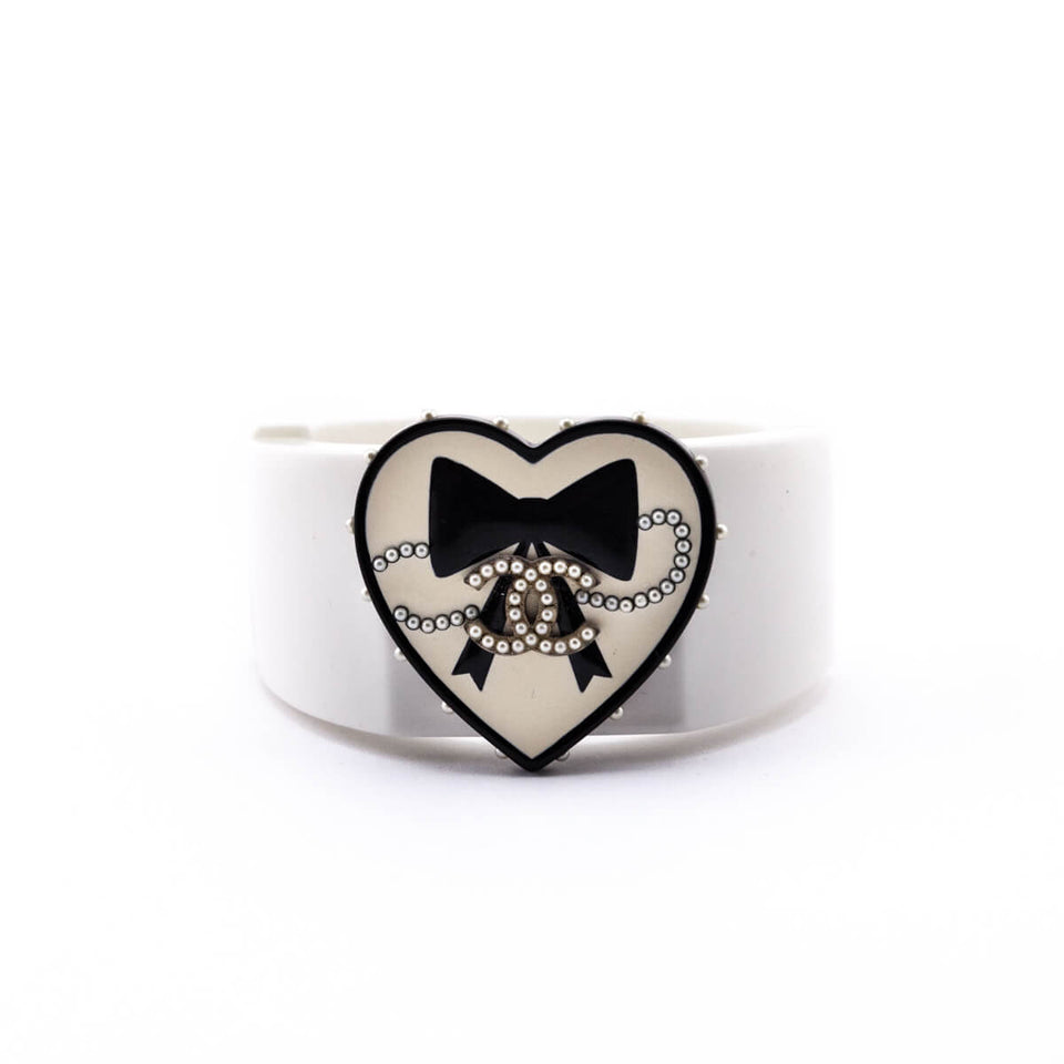 Chanel White & Black Valentine Heart Resin Cuff