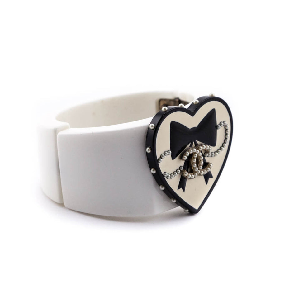 Chanel White & Black Valentine Heart Resin Cuff