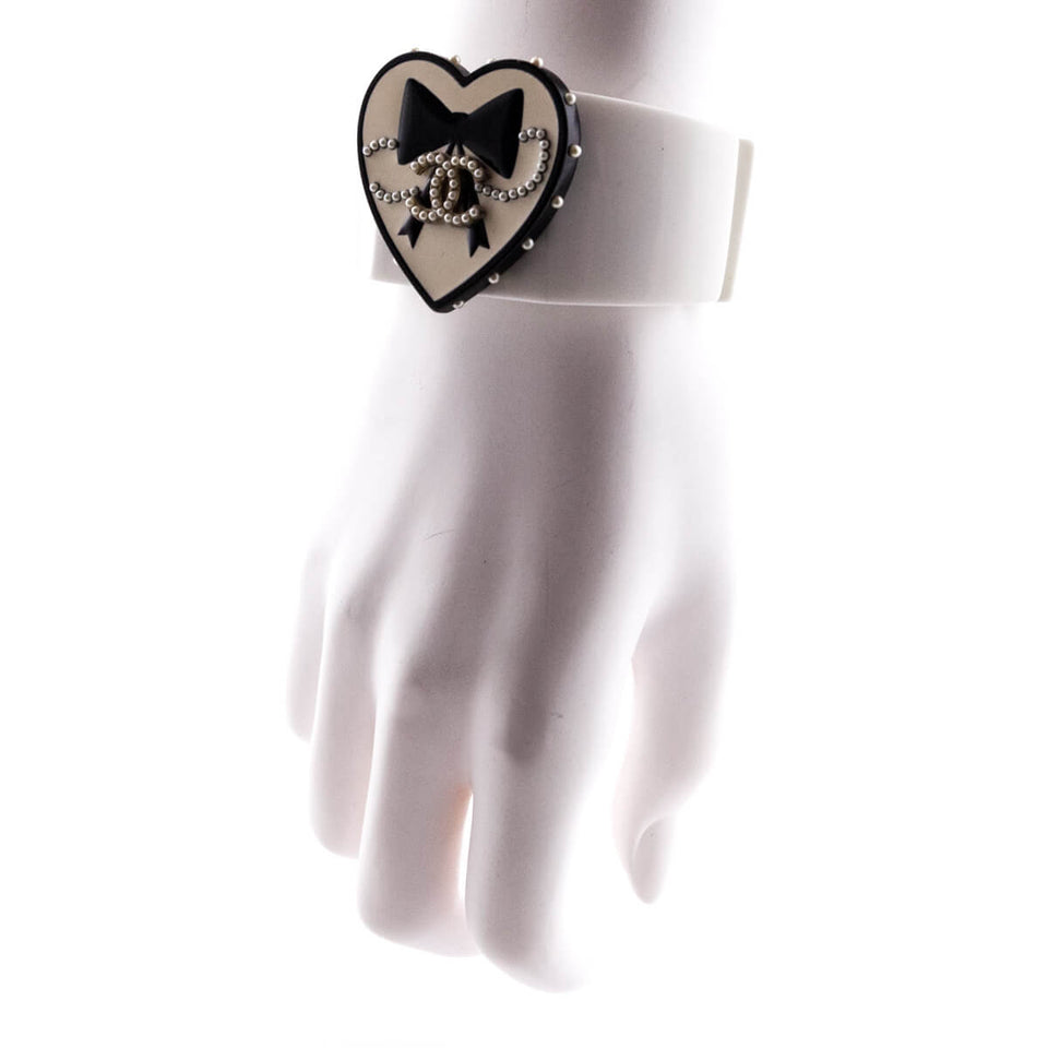 Chanel White & Black Valentine Heart Resin Cuff