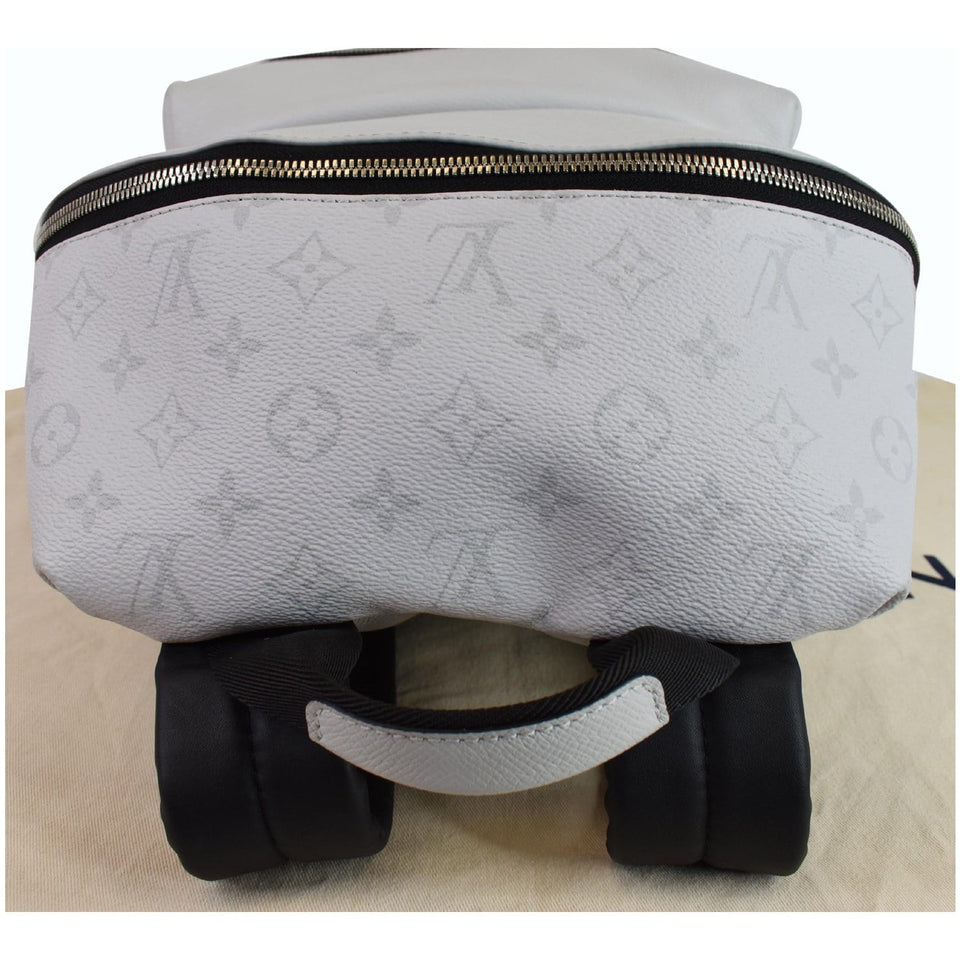 Louis Vuitton Discovery PM Taiga Monogram Leather Backpack White