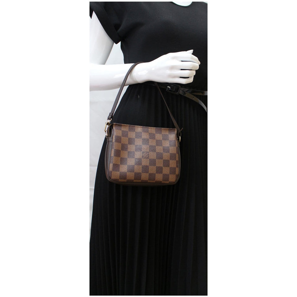 Louis Vuitton Trousse Damier Ebene Makeup Pochette Clutch Bag Brown