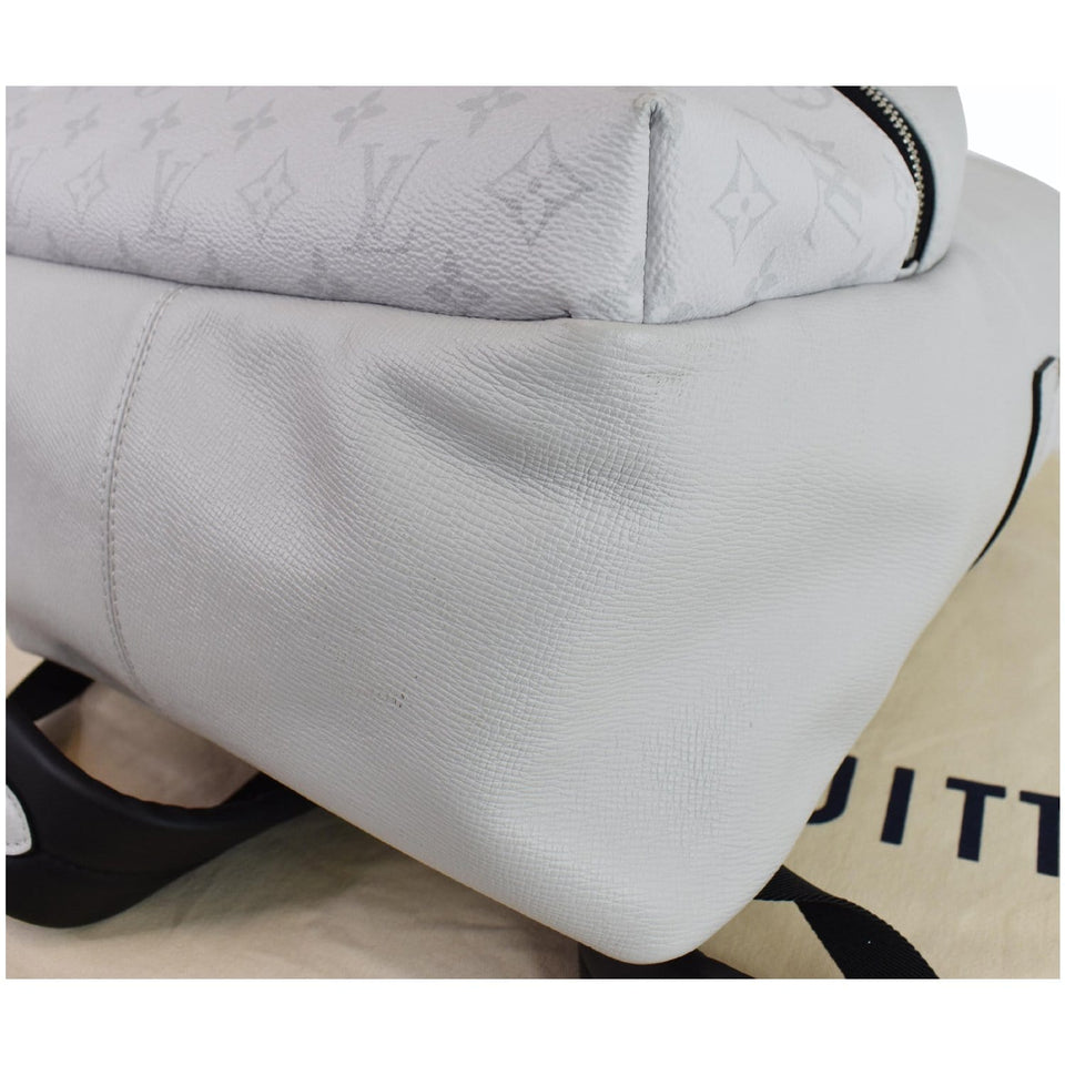 Louis Vuitton Discovery PM Taiga Monogram Leather Backpack White