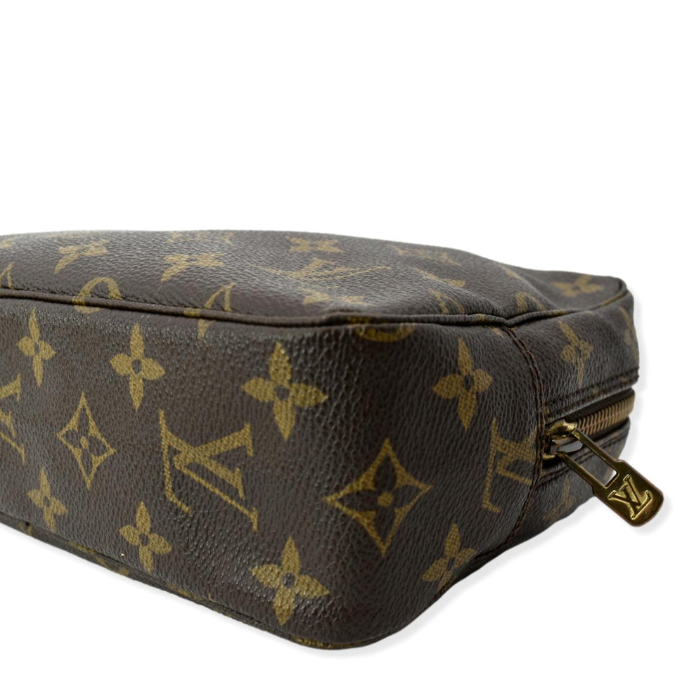 Louis Vuitton Monogram Canvas Trousse Toilette 28 Clutch Brown