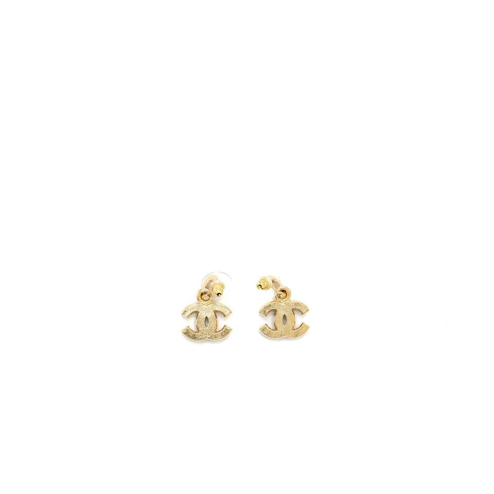 Chanel CC drop earrings dark red/ gold tone