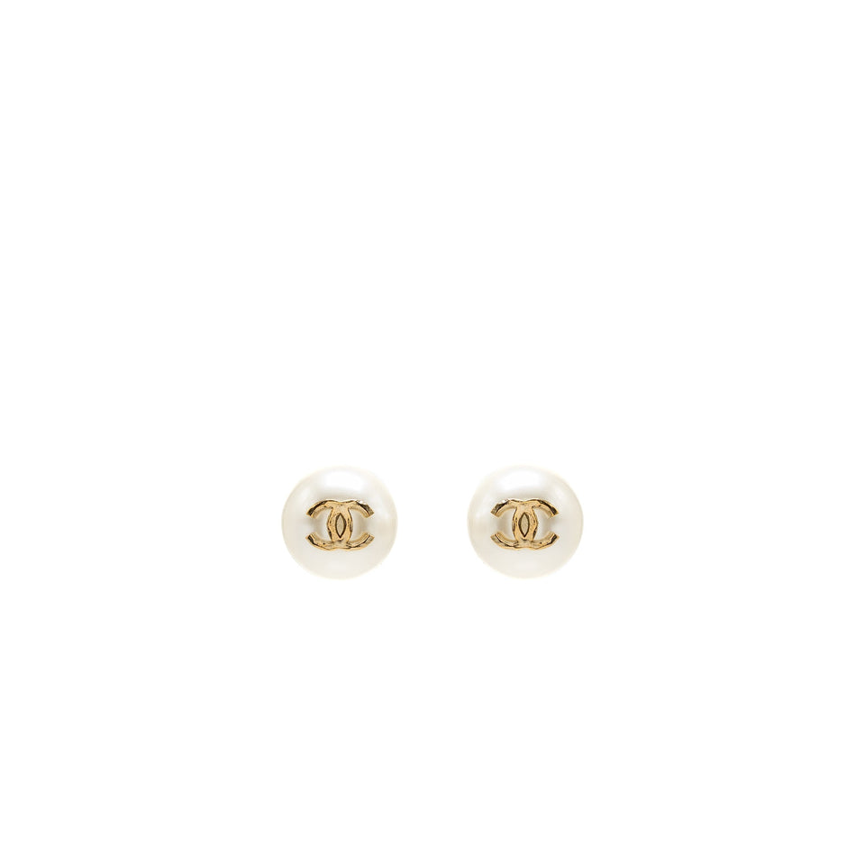 Chanel giant pearl earrings gold tone