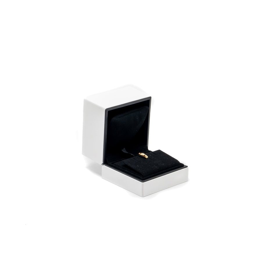 Chanel Coco Crush Single Earrings Quilted motif Beige Gold, Diamonds