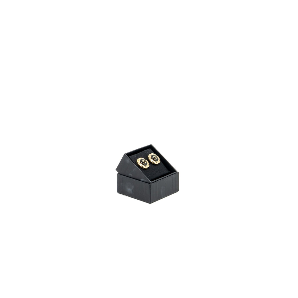 Chanel CC logo with round flower earrings black/gold tone