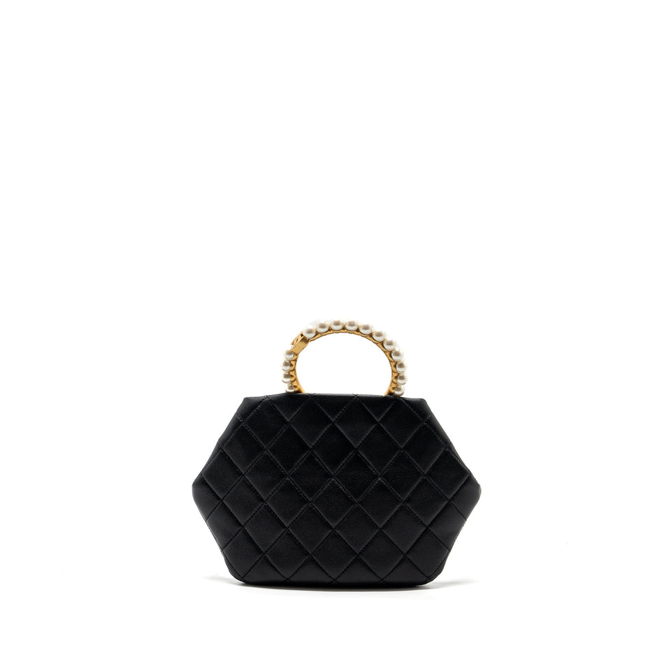 Chanel pearl round handle evening clutch lambskin black  (microchip)