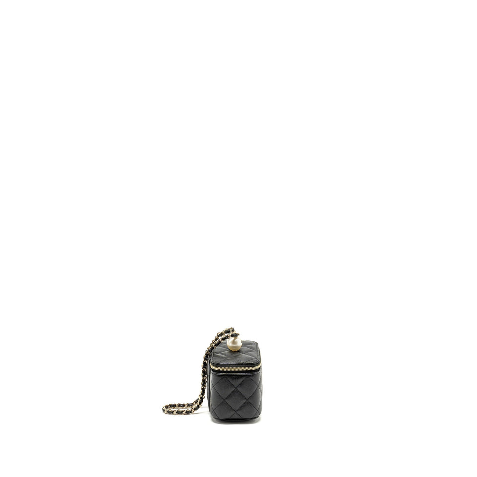 Chanel Small Vanity Clutch with Chain CC Pearl Caviar Black L