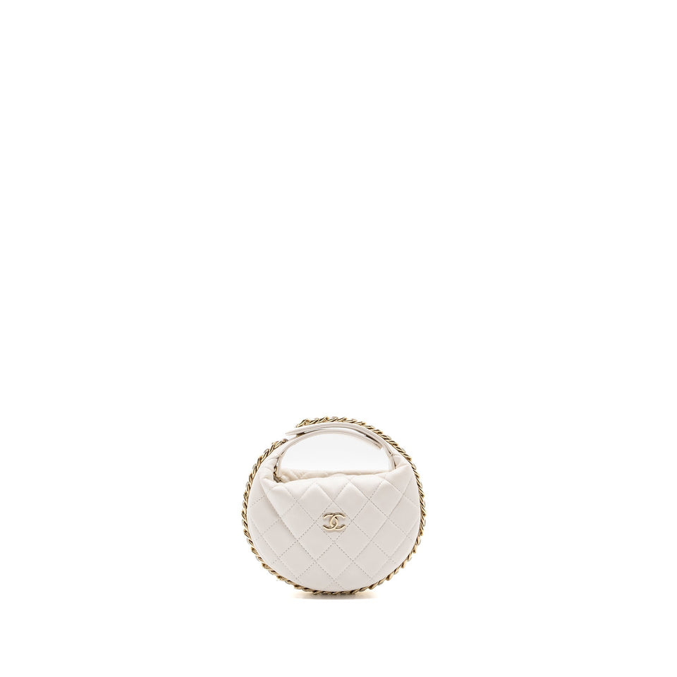 Chanel 23C Round Clutch Lambskin White L (microchip)