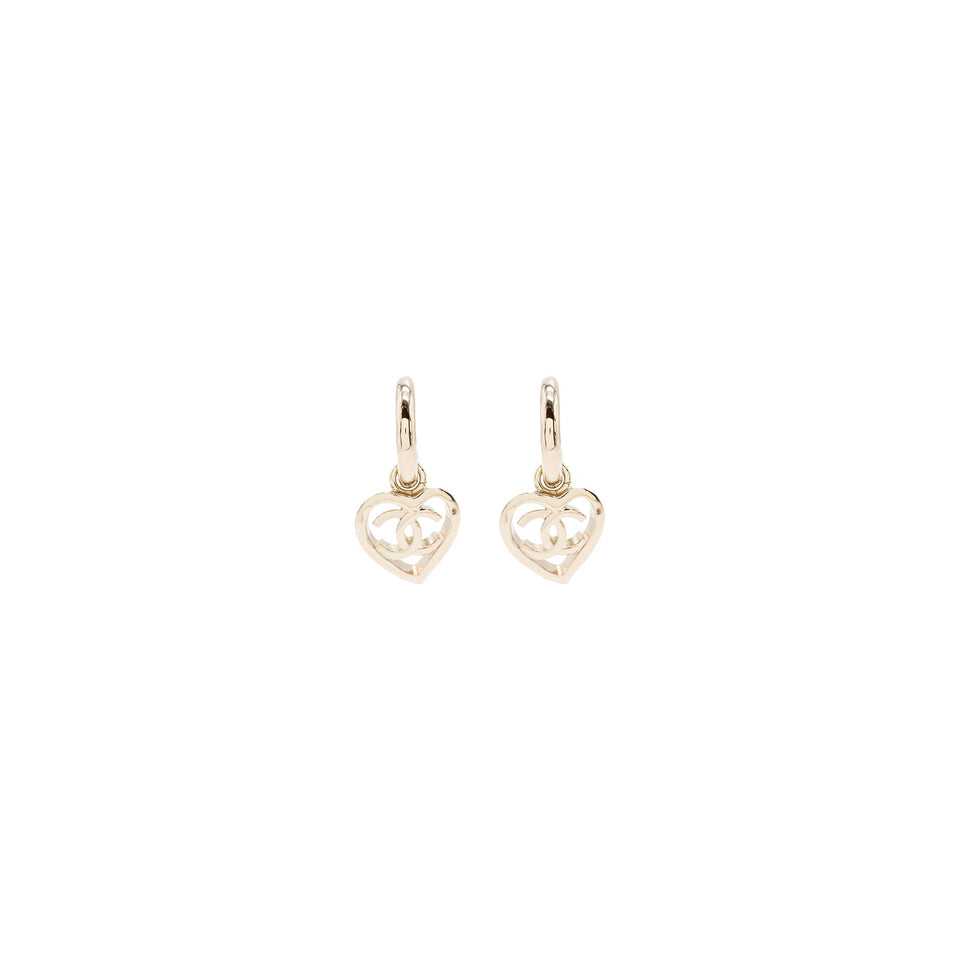 Chanel Round Heart Shape Dropped Earring Light Gold Tone