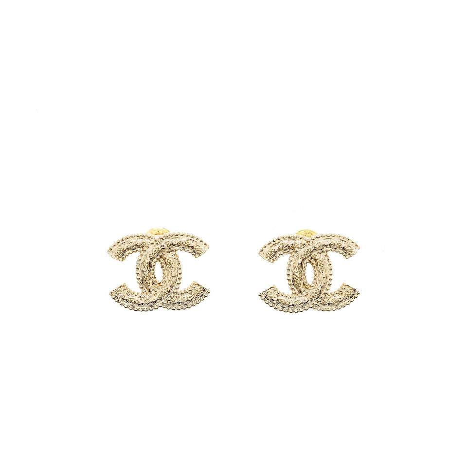 Chanel CC logo earring L