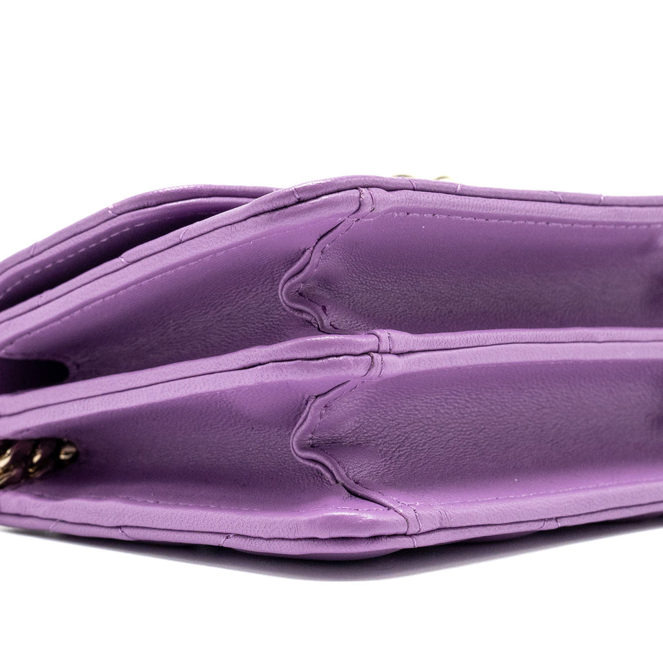 Chanel detailed top handle flap mini clutch with chain lambskin purple L (microchip)