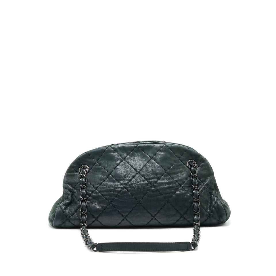 Chanel JUST MADEMOISELLE BOWLING BAG QUILTED LEATHER IN BLACK BHW