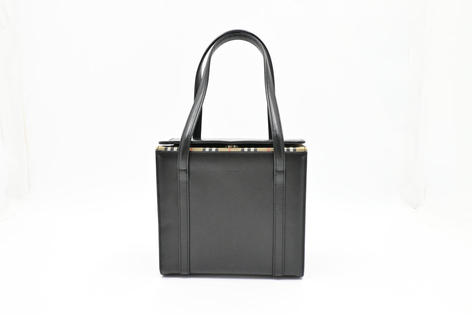 Burberry Box Handbag in Black Leather