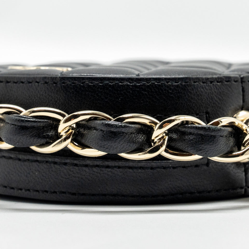 Chanel 22c Quilted Round Clutch With Chain Lambskin Black L