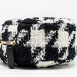 Chanel 19 round clutch  with chain with coin purse tweed / lambskin black/ white