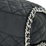 Chanel quilted leather with Chain Shoulder Bag Black