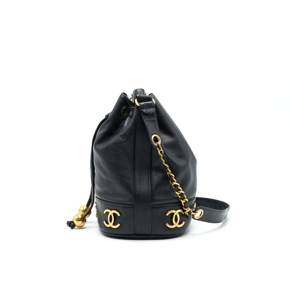 Chanel Vintage CC Logo Pearl Crush Caviar Bucket Bag Black