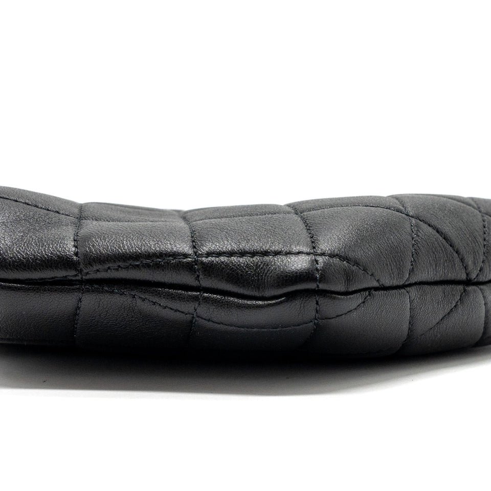 Chanel pearl round handle evening clutch lambskin black  (microchip)