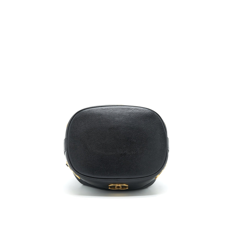 Chanel Vintage CC Logo Pearl Crush Caviar Bucket Bag Black
