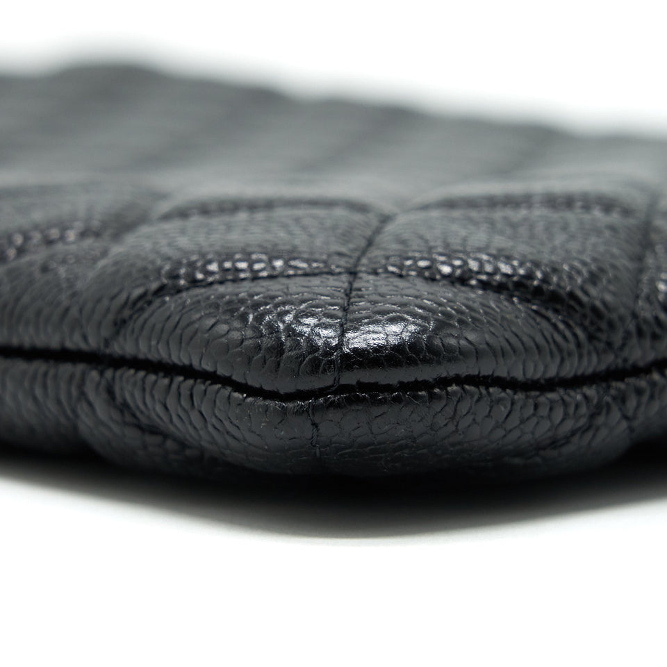 Chanel Caviar Pouch Black