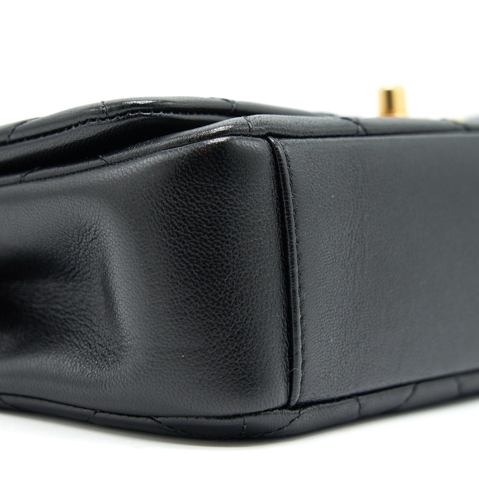 Chanel Shiny Lambskin Flap Bag Black