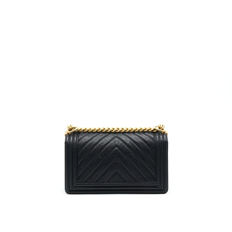 Chanel Chevron medium Boy Chanel Handbag Caviar Black
