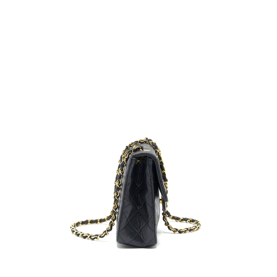 Chanel Vintage Small Flap Bag Lambskin Black