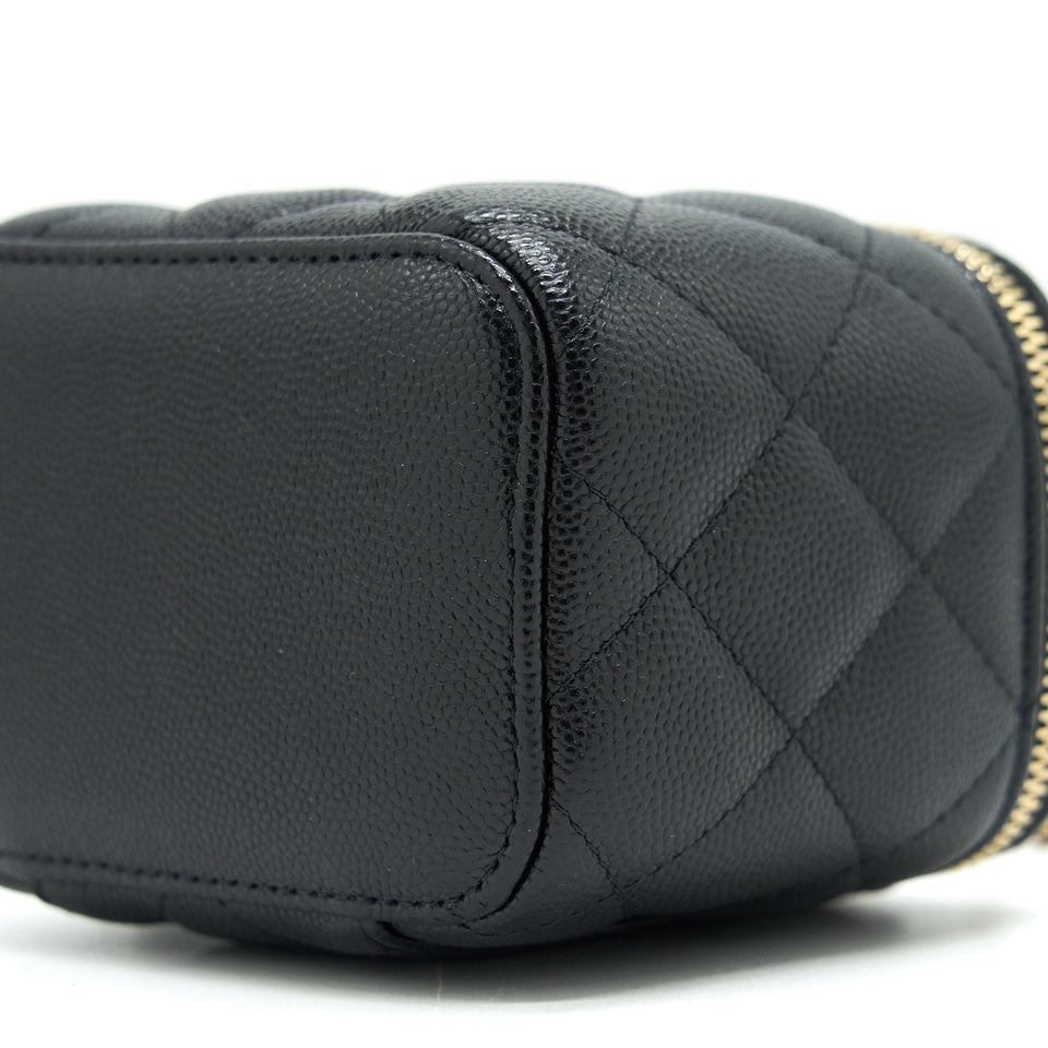Chanel small Vanity Clutch with Chain with CC Pearl Caviar Black L