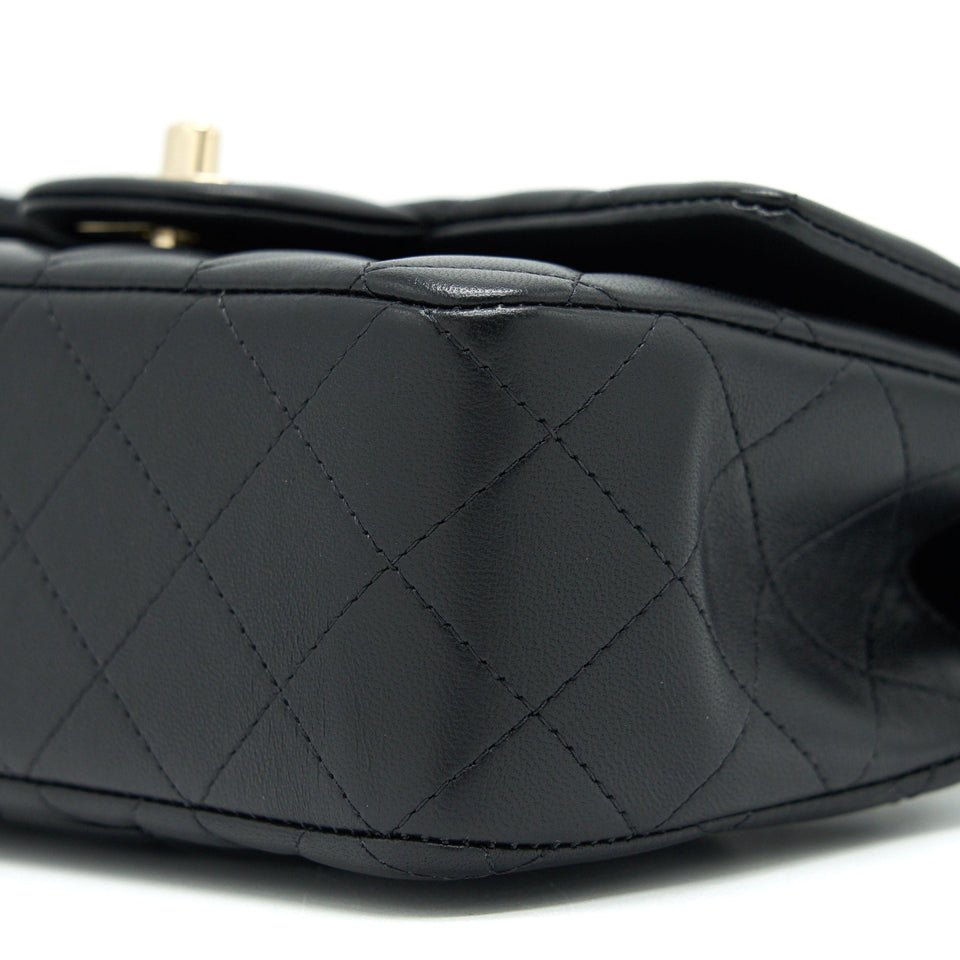 Chanel 21K top handle mini Rectangular flap Bag Black L