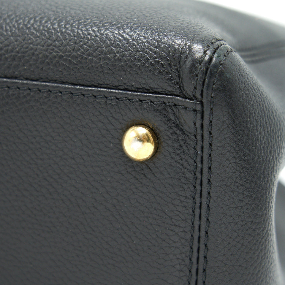 Chanel Executive Cerf Small Tote Bag Caviar black with