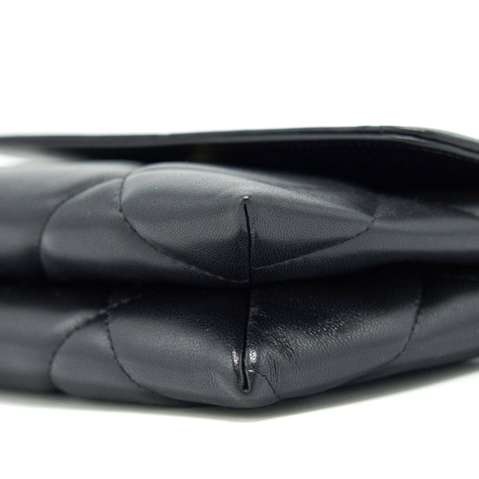 Chanel 19 Clutch lambskin black