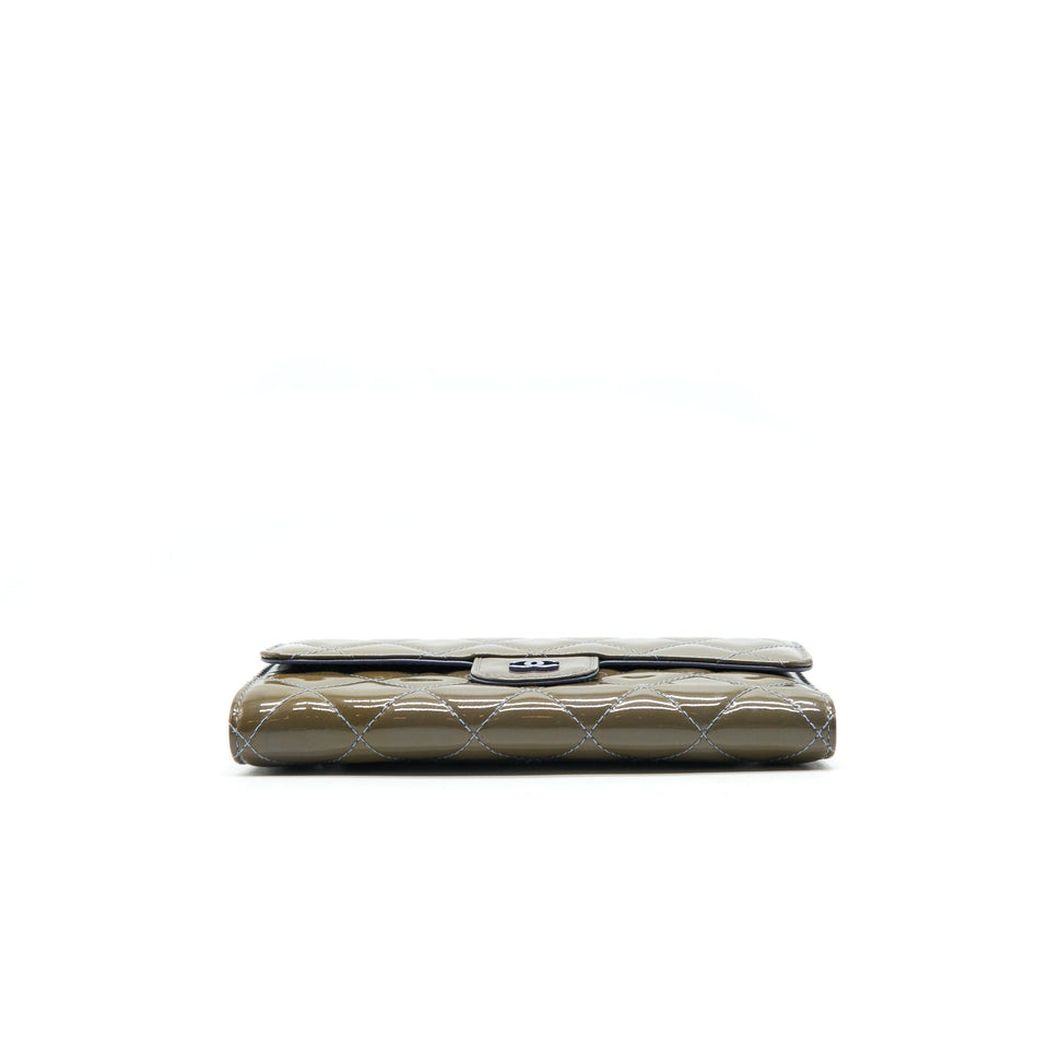 Chanel FLAP LONG WALLET PATENT LEATHER GREY