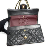Chanel Vintage Classic Flap Medium in Black