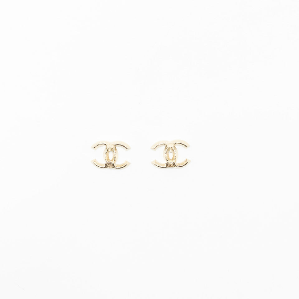Chanel CC logo earrings light gold tone with crystal