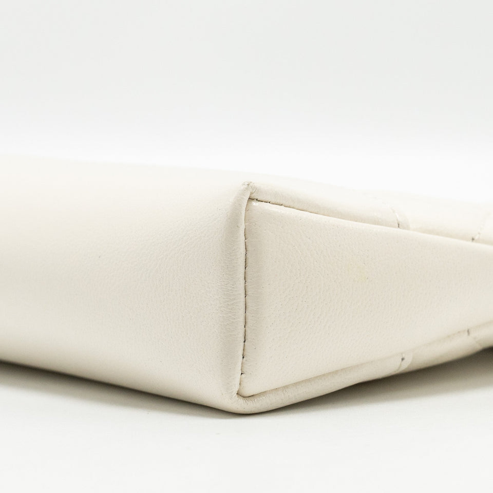Chanel Mini 31 Clutch with  Chain Shiny Calfskin White L (Microchip)