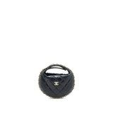 Chanel 23C Round Clutch Lambskin Black L (Microchip)
