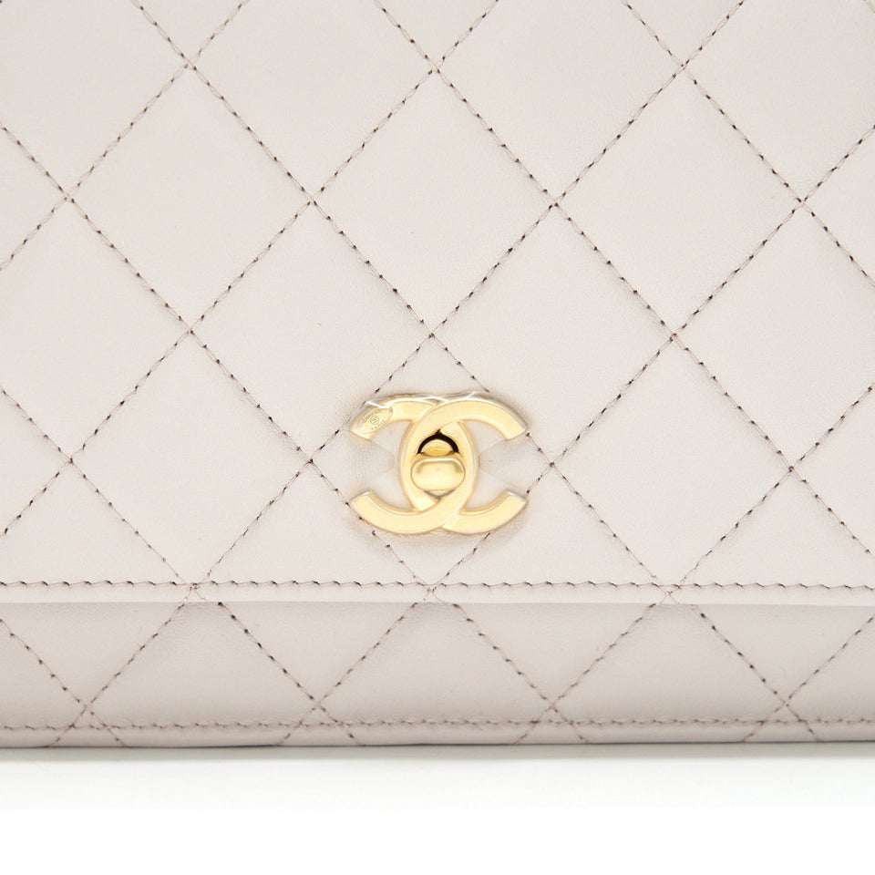 Chanel Pearl Crushed Pearl Wallet On Chain Lilac