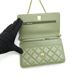 Chanel 21B Green  Pearl Crush Wallet On Chain