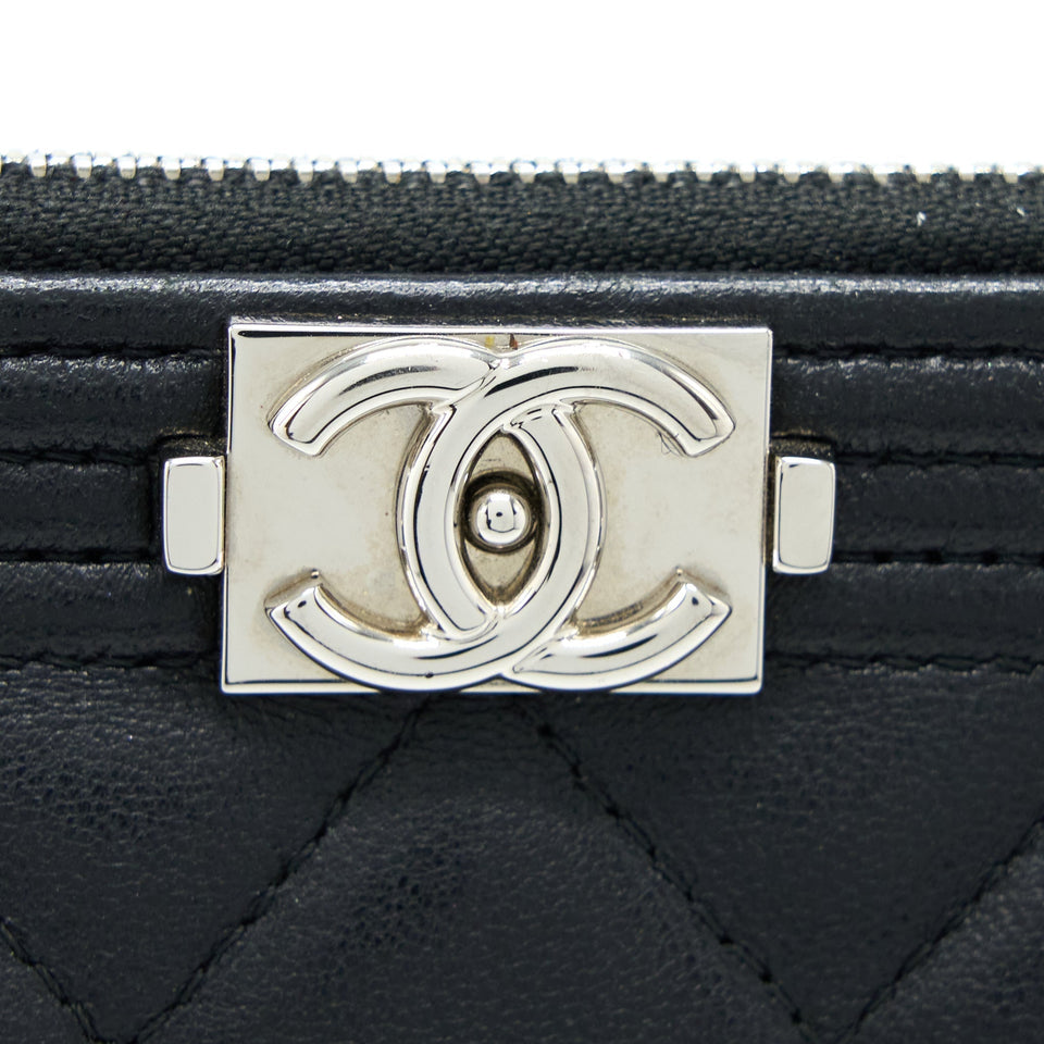Chanel Boy Clutch Lambskin Black